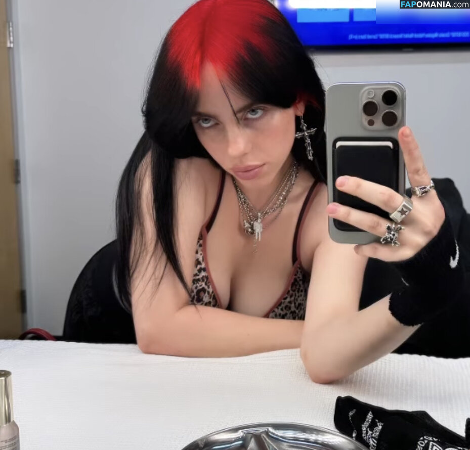 Billie Eilish / Fake / billeeilish / billieeilish Çıplak OnlyFans  Sızdırılmış Fotoğraf #1821