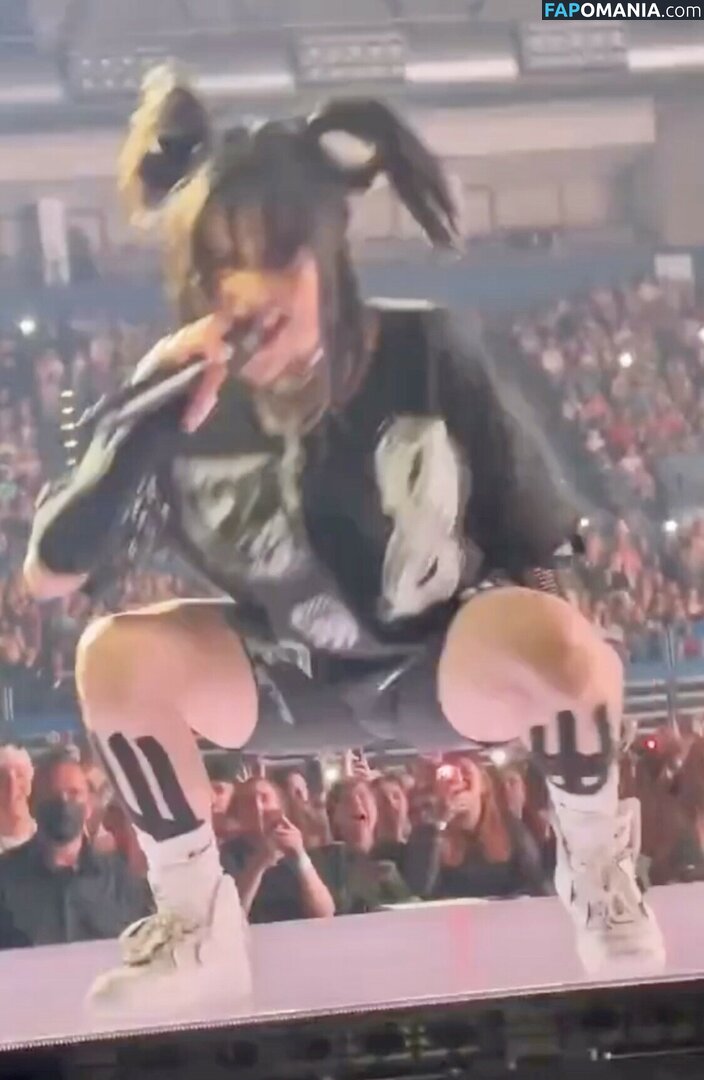 Billie Eilish / Fake / billeeilish / billieeilish Çıplak OnlyFans  Sızdırılmış Fotoğraf #2203