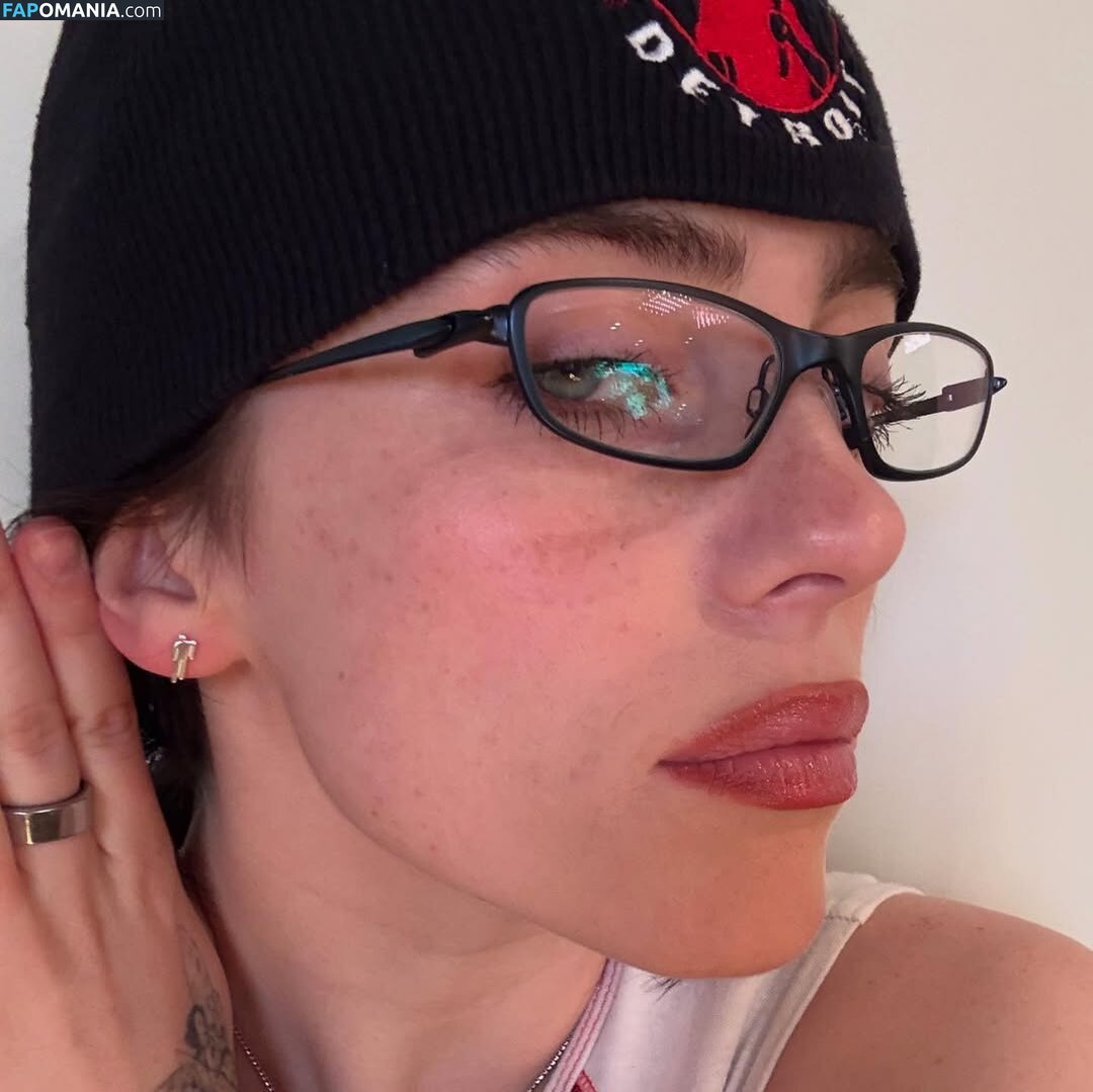 Billie Eilish / Fake / billeeilish / billieeilish Çıplak OnlyFans  Sızdırılmış Fotoğraf #2235