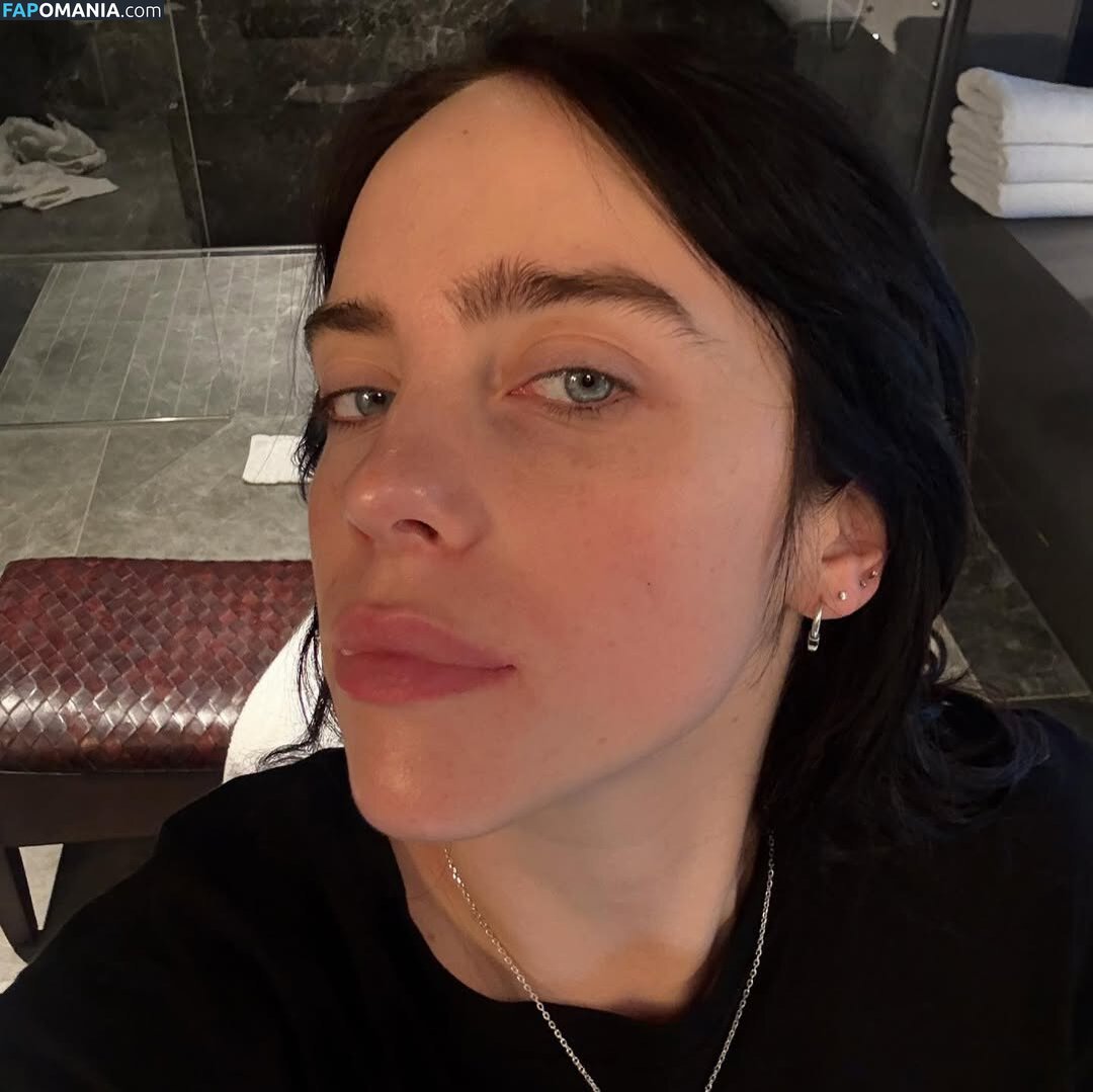 Billie Eilish / Fake / billeeilish / billieeilish Çıplak OnlyFans  Sızdırılmış Fotoğraf #2237