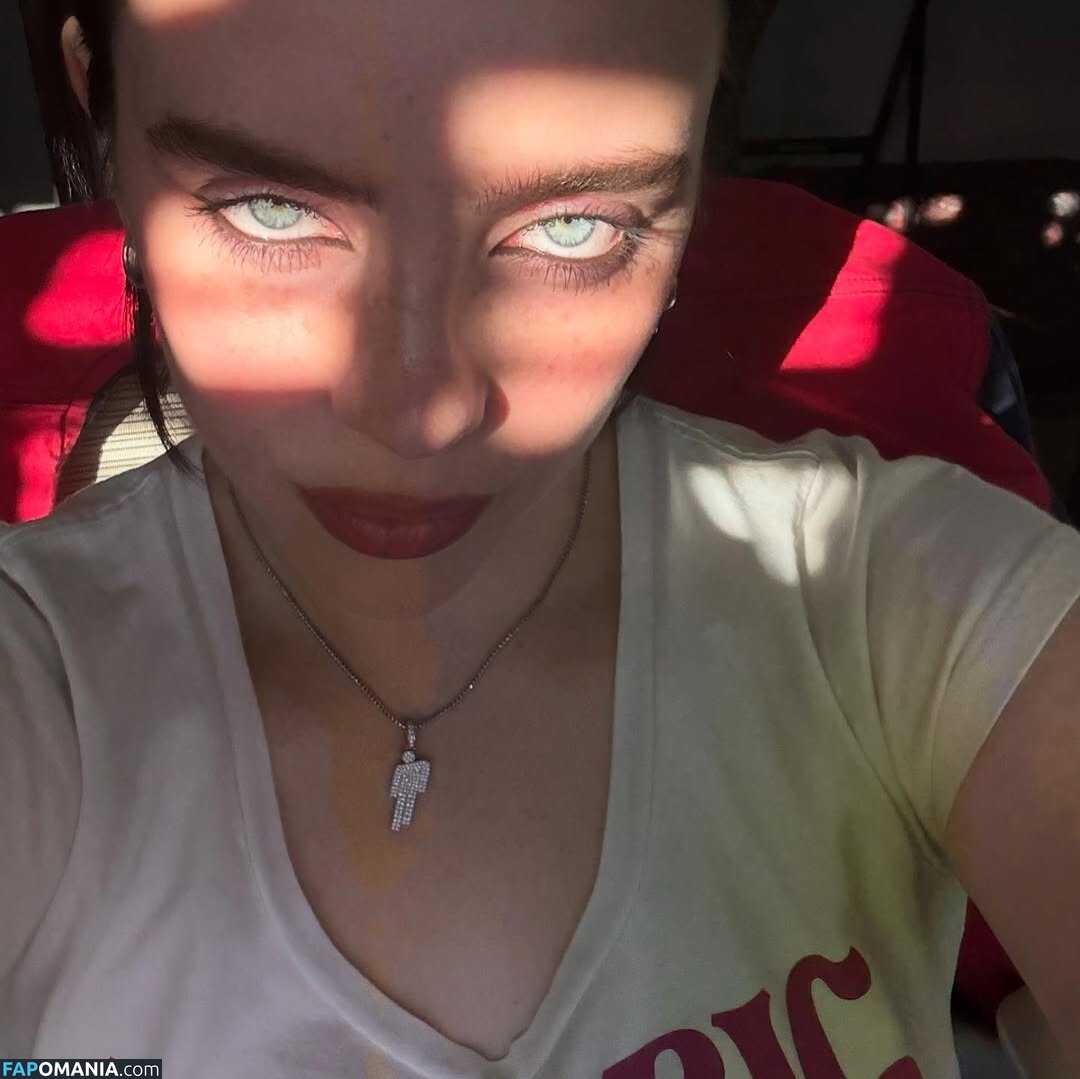 Billie Eilish / Fake / billeeilish / billieeilish Çıplak OnlyFans  Sızdırılmış Fotoğraf #2238