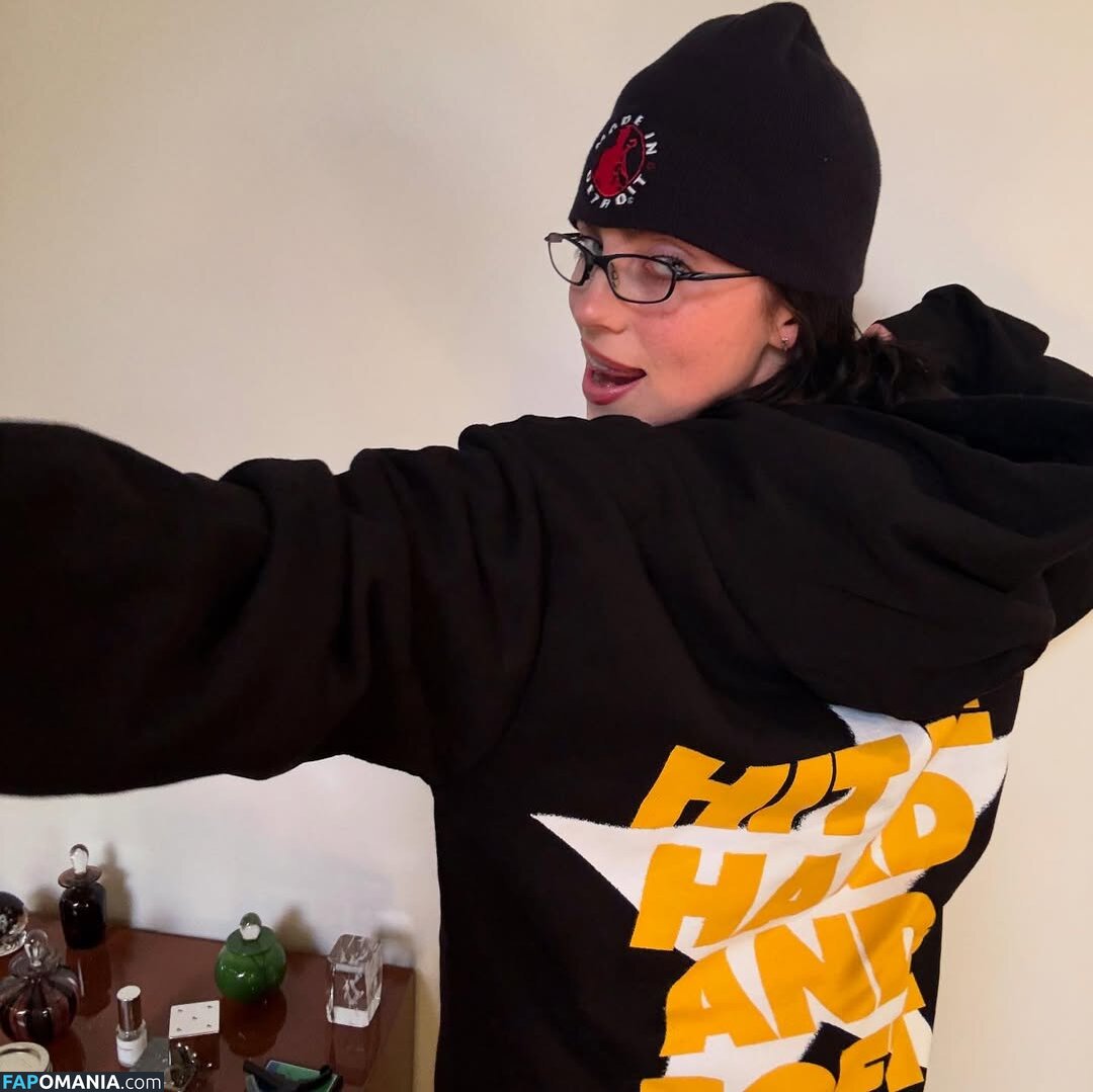 Billie Eilish / Fake / billeeilish / billieeilish Çıplak OnlyFans  Sızdırılmış Fotoğraf #2241