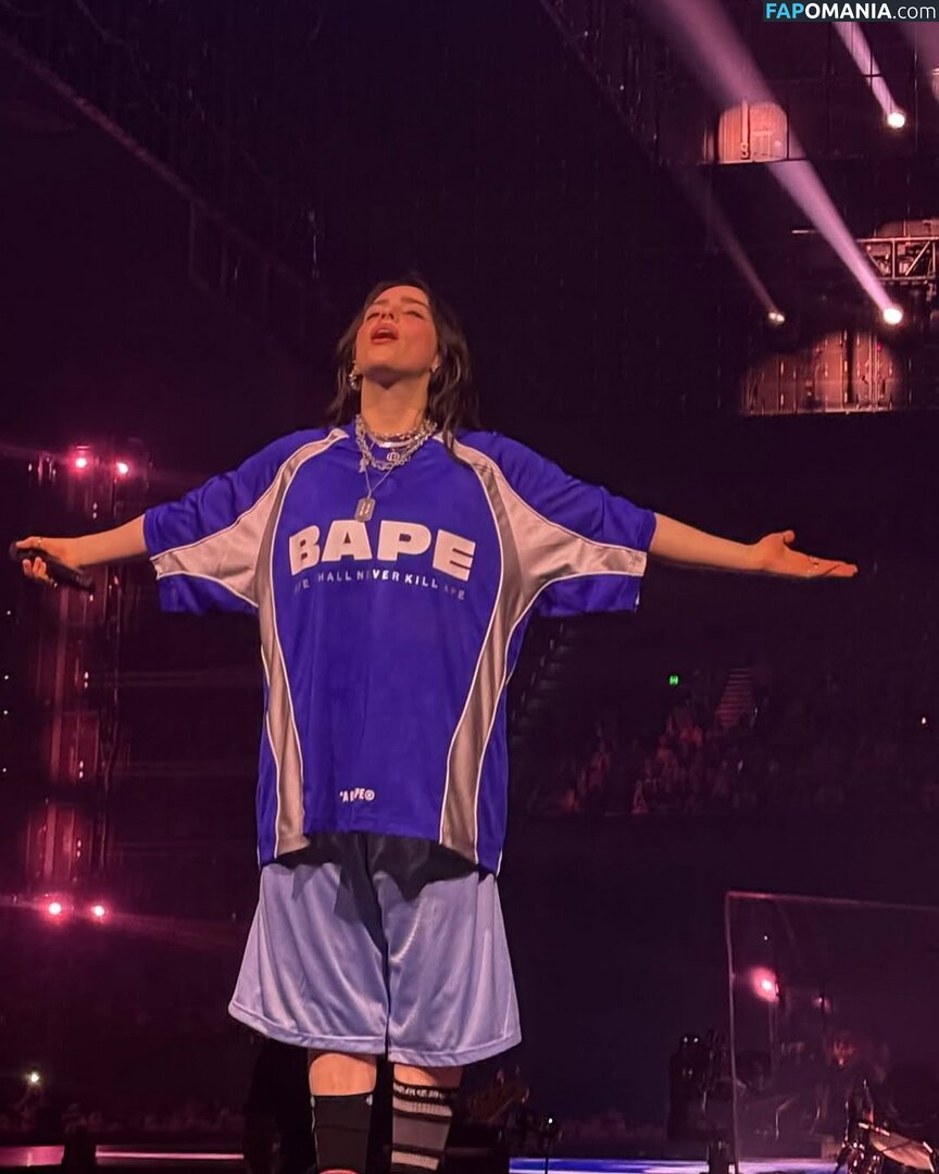 Billie Eilish / Fake / billeeilish / billieeilish Çıplak OnlyFans  Sızdırılmış Fotoğraf #2260