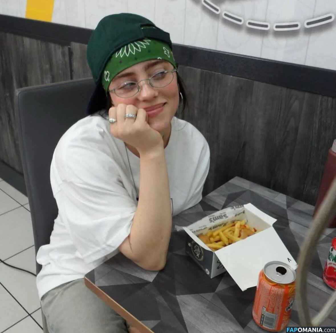 Billie Eilish / Fake / billeeilish / billieeilish Çıplak OnlyFans  Sızdırılmış Fotoğraf #2316
