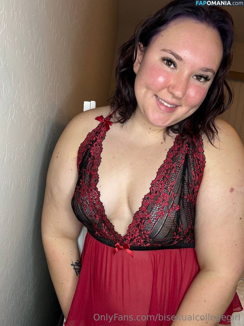 bisexualcollegegirl / rubitout Çıplak OnlyFans  Sızdırılmış Fotoğraf #15