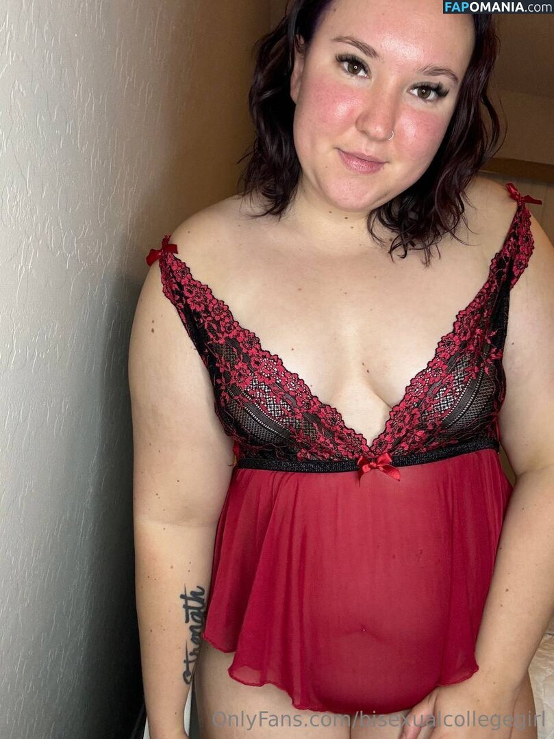bisexualcollegegirl / rubitout Çıplak OnlyFans  Sızdırılmış Fotoğraf #16