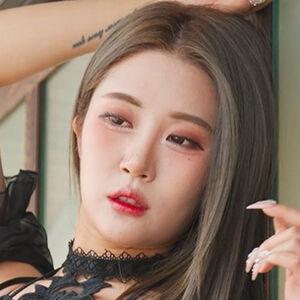 Bomi Girl Crush