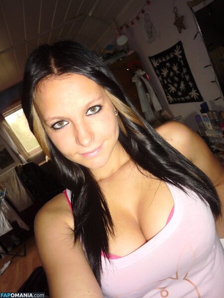 Borsod Çıplak OnlyFans  Sızdırılmış Fotoğraf #6