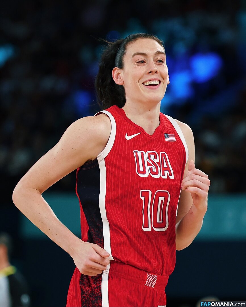 Breanna Stewart / WNBA Player / breannastewart30 Çıplak OnlyFans  Sızdırılmış Fotoğraf #12