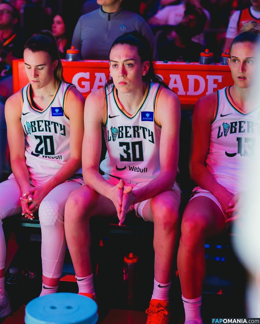 Breanna Stewart / WNBA Player / breannastewart30 Çıplak OnlyFans  Sızdırılmış Fotoğraf #17