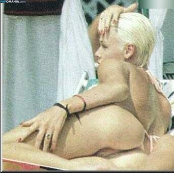 Brigitte Nielsen / brigittenielsen / realbrigittenielsen Çıplak OnlyFans  Sızdırılmış Fotoğraf #41