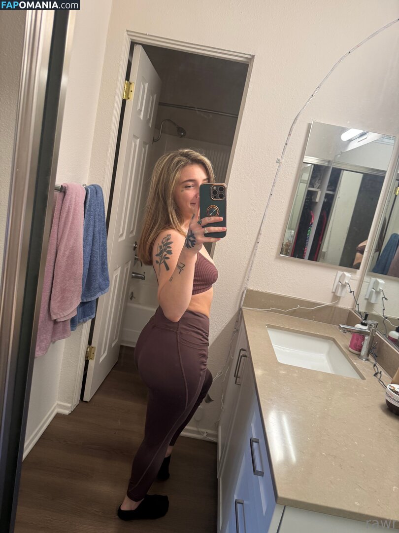 Brooklyn Dunn / brooklynd03 / flowermellon Çıplak OnlyFans  Sızdırılmış Fotoğraf #6