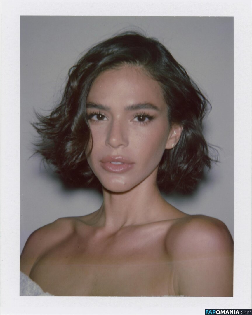 BruMarquezine / Bruna Marquezine / brunamarquezine / https: Çıplak OnlyFans  Sızdırılmış Fotoğraf #395