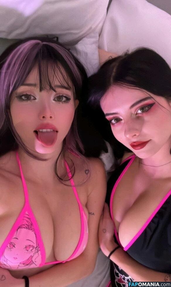 Burch Twins / juliaaburch Çıplak OnlyFans  Sızdırılmış Fotoğraf #3