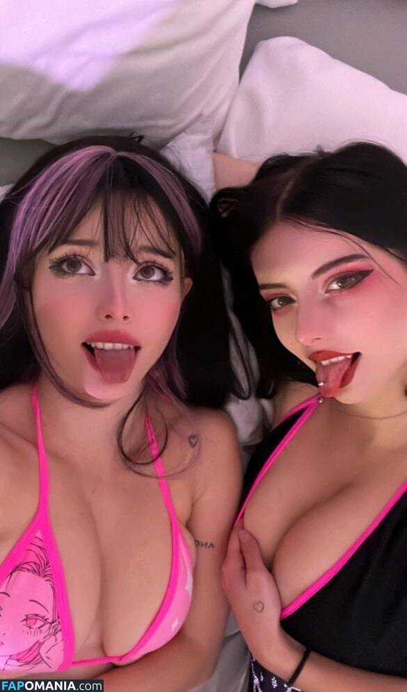 Burch Twins / juliaaburch Çıplak OnlyFans  Sızdırılmış Fotoğraf #4