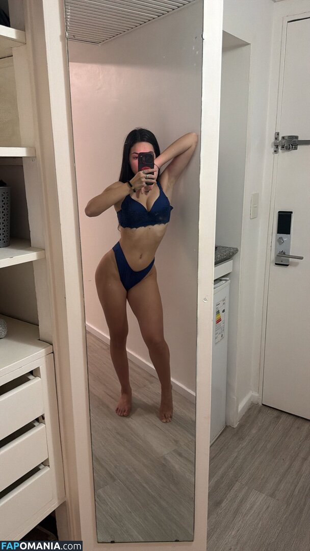 ButtonWhite / ariiwhite / buttonthewhite Çıplak OnlyFans  Sızdırılmış Fotoğraf #1