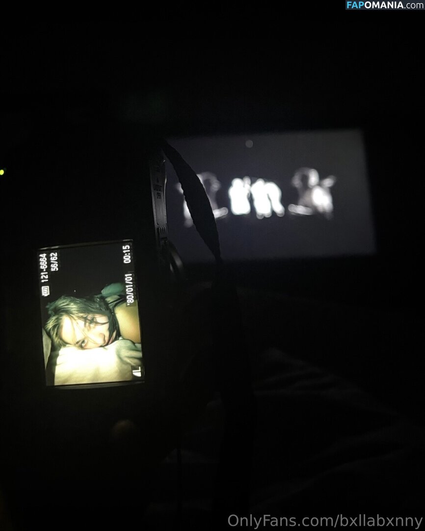 Bxllabxnny / allie_barr25 Çıplak OnlyFans  Sızdırılmış Fotoğraf #1
