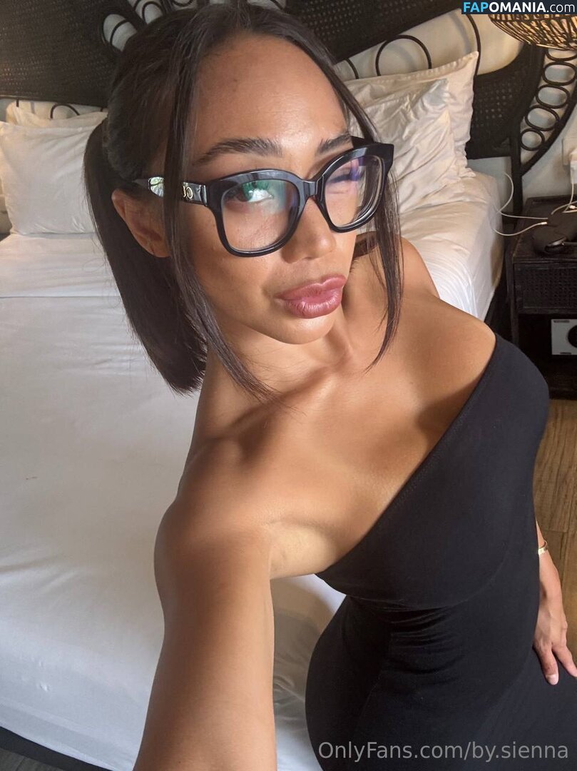 by.sienna / bysienna / byysienna Çıplak OnlyFans  Sızdırılmış Fotoğraf #7