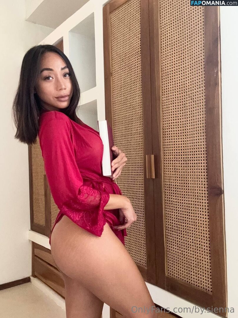 by.sienna / bysienna / byysienna Çıplak OnlyFans  Sızdırılmış Fotoğraf #9