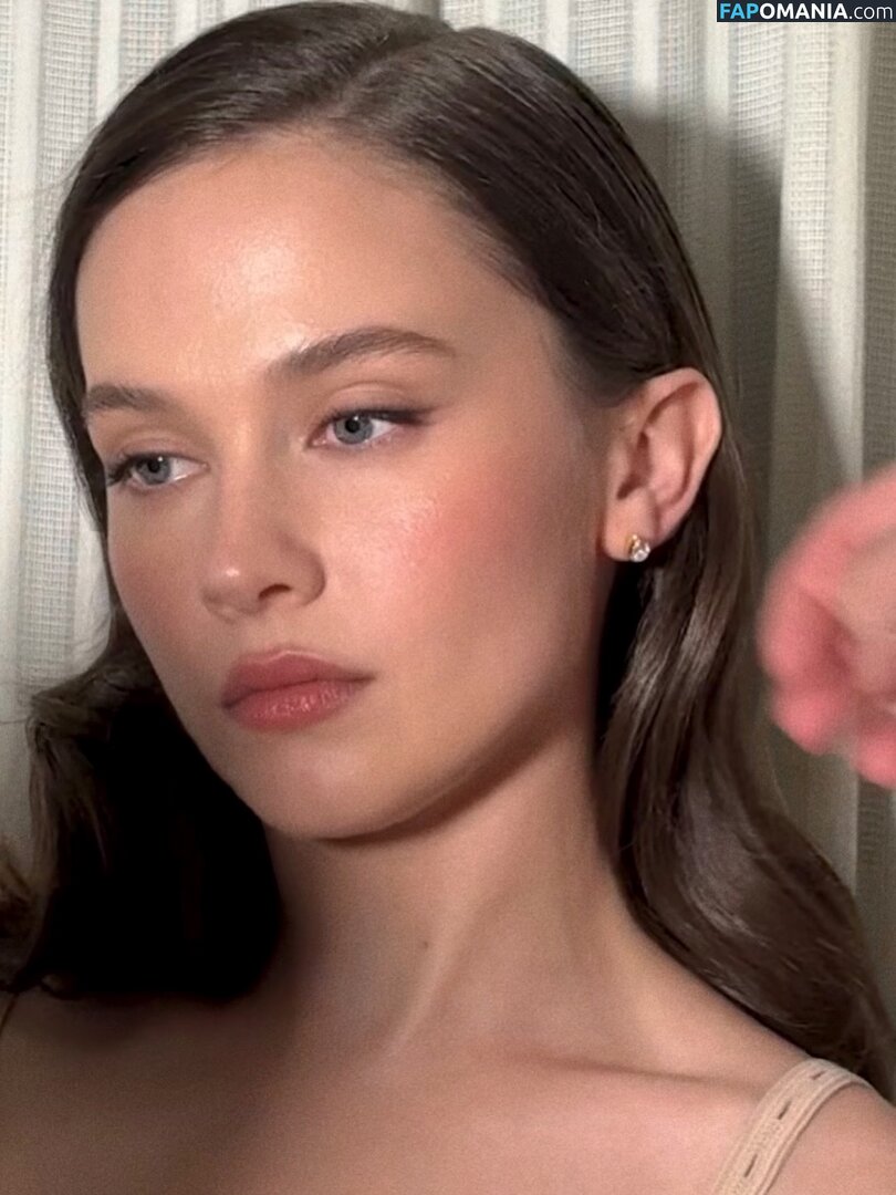 Cailee Spaeny / caileespaeny Çıplak OnlyFans  Sızdırılmış Fotoğraf #294