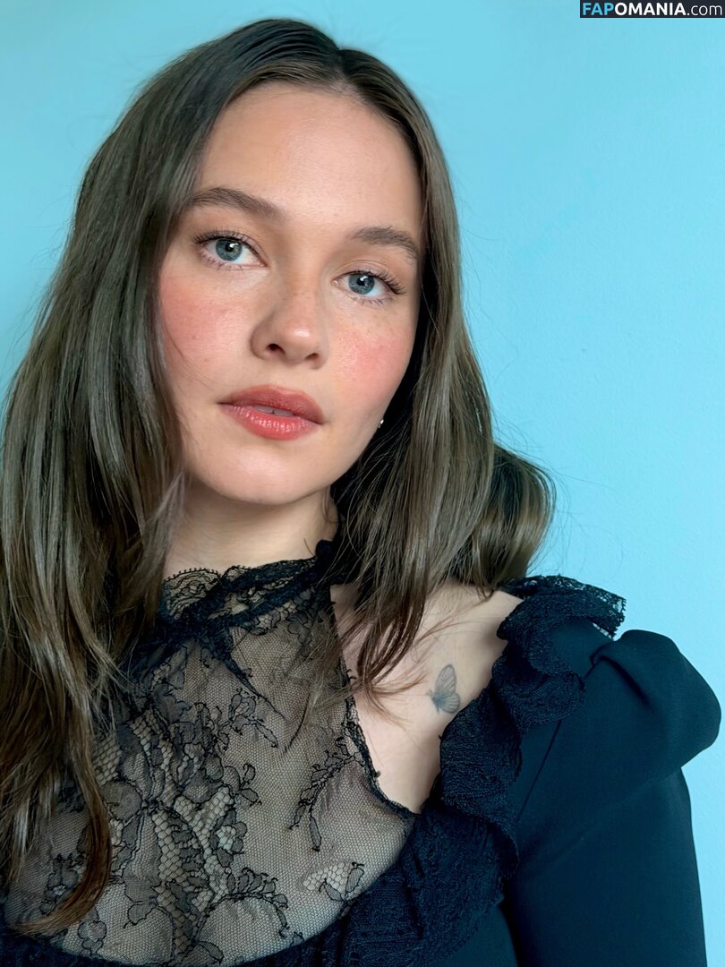 Cailee Spaeny / caileespaeny Çıplak OnlyFans  Sızdırılmış Fotoğraf #339