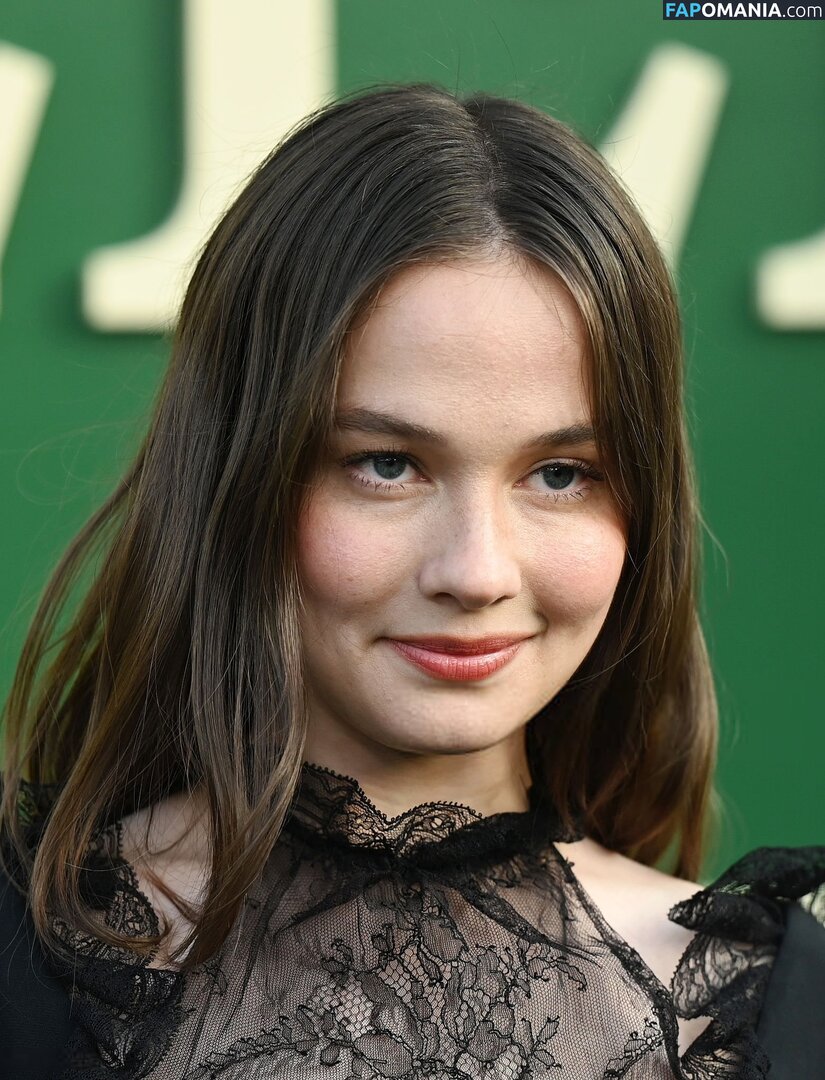 Cailee Spaeny / caileespaeny Çıplak OnlyFans  Sızdırılmış Fotoğraf #355
