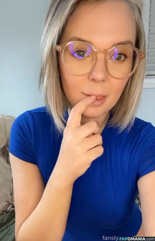 caireen / caireen25 / caireenonline Çıplak OnlyFans  Sızdırılmış Fotoğraf #604