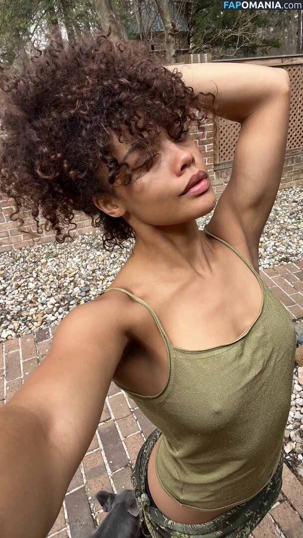 Caitlyn Mwenifumbo / bby_cai / bbycai_ / caitlyn angenile Çıplak OnlyFans  Sızdırılmış Fotoğraf #4