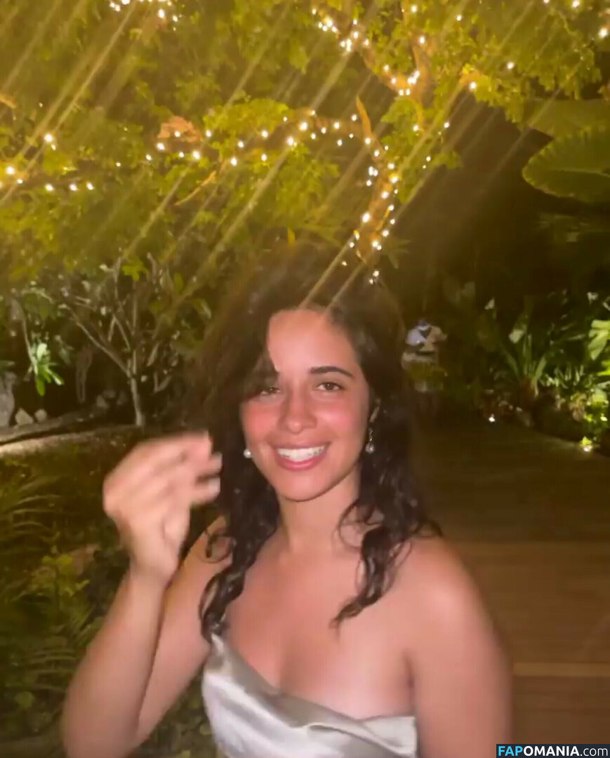 Camila Cabello / Camila_Cabello Çıplak OnlyFans  Sızdırılmış Fotoğraf #221