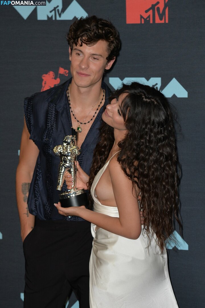 Camila Cabello / Camila_Cabello Çıplak OnlyFans  Sızdırılmış Fotoğraf #386