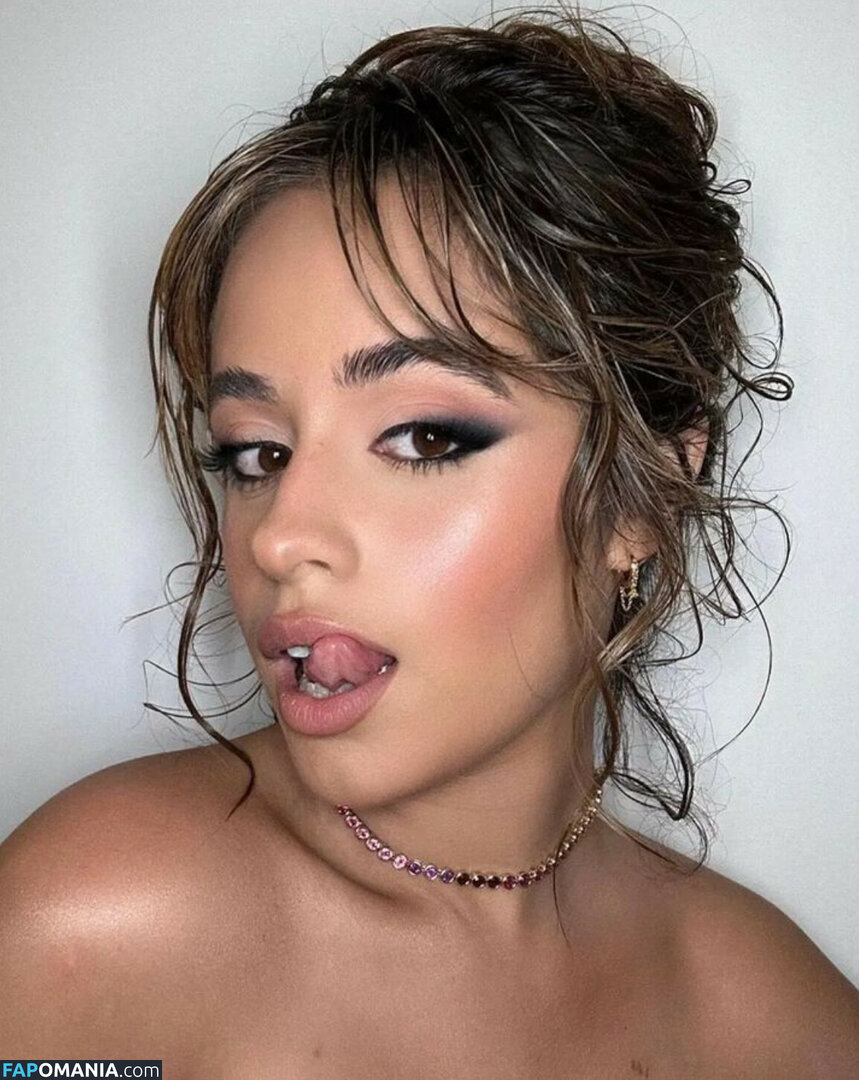 Camila Cabello / Camila_Cabello Çıplak OnlyFans  Sızdırılmış Fotoğraf #1325