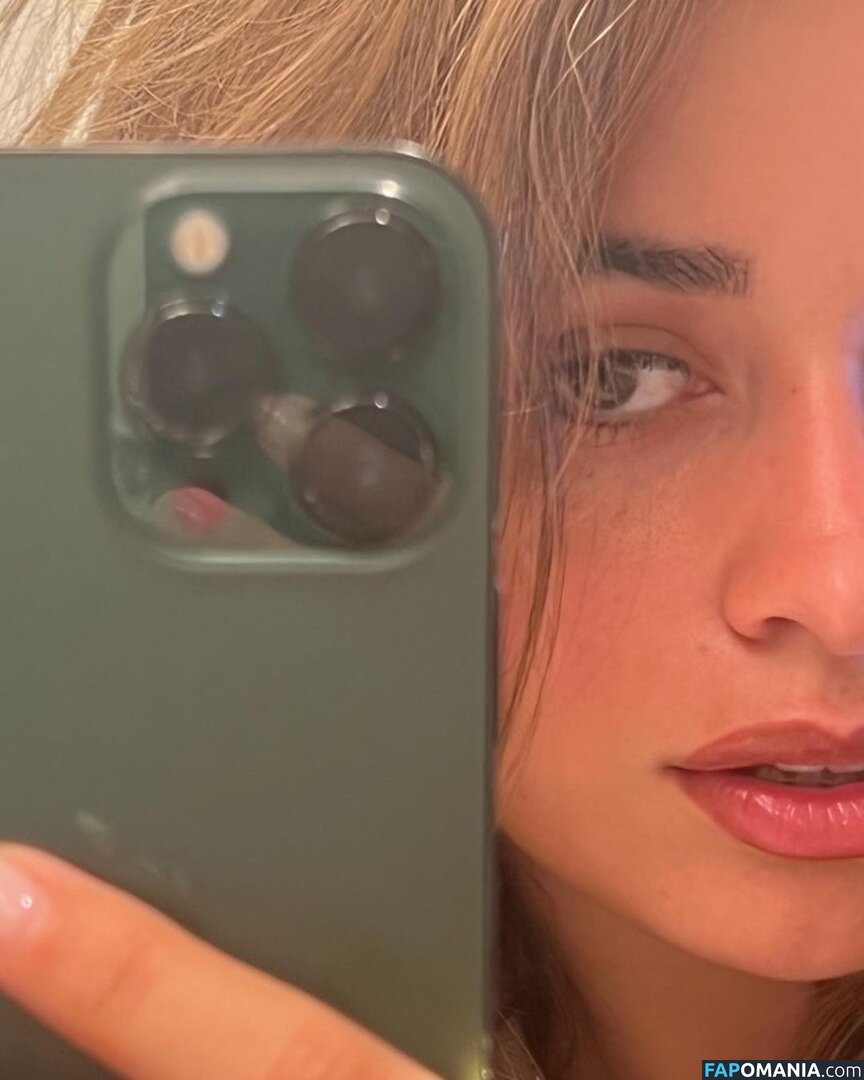 Camila Cabello / Camila_Cabello Çıplak OnlyFans  Sızdırılmış Fotoğraf #2450