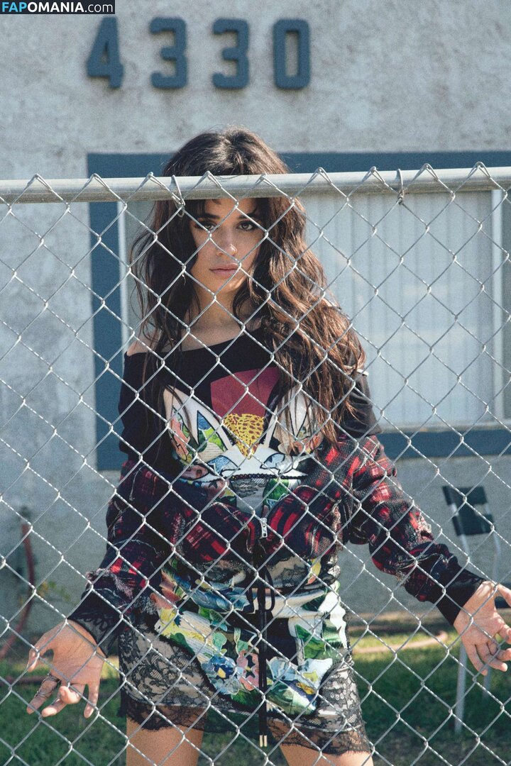 Camila Cabello / Camila_Cabello Çıplak OnlyFans  Sızdırılmış Fotoğraf #2458