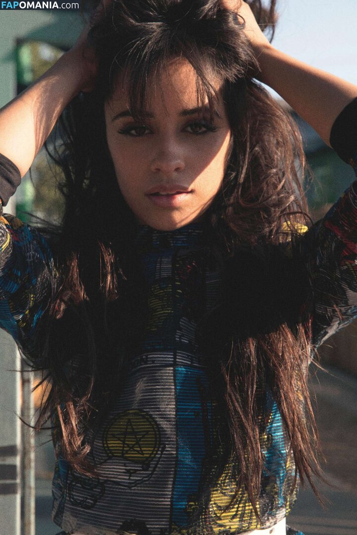 Camila Cabello / Camila_Cabello Çıplak OnlyFans  Sızdırılmış Fotoğraf #2460