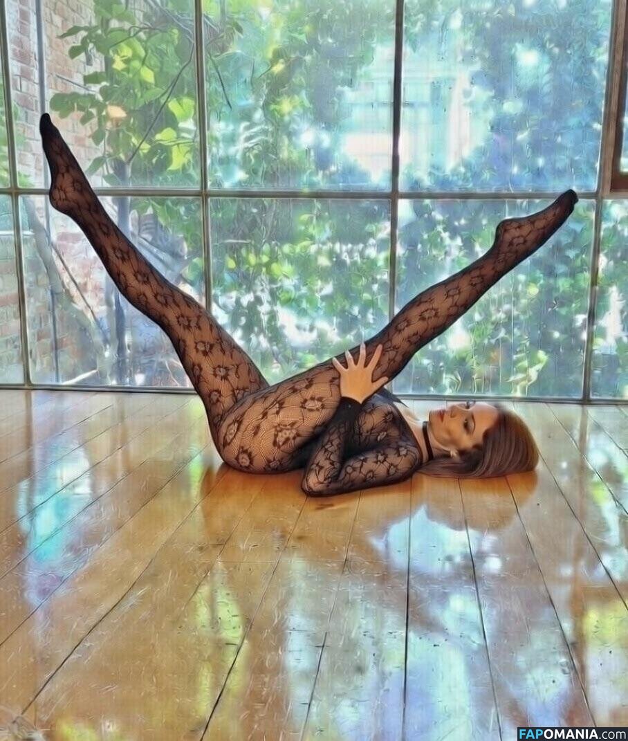 Candice Elizabeth / JessicaRabbitOZ Çıplak OnlyFans  Sızdırılmış Fotoğraf #1