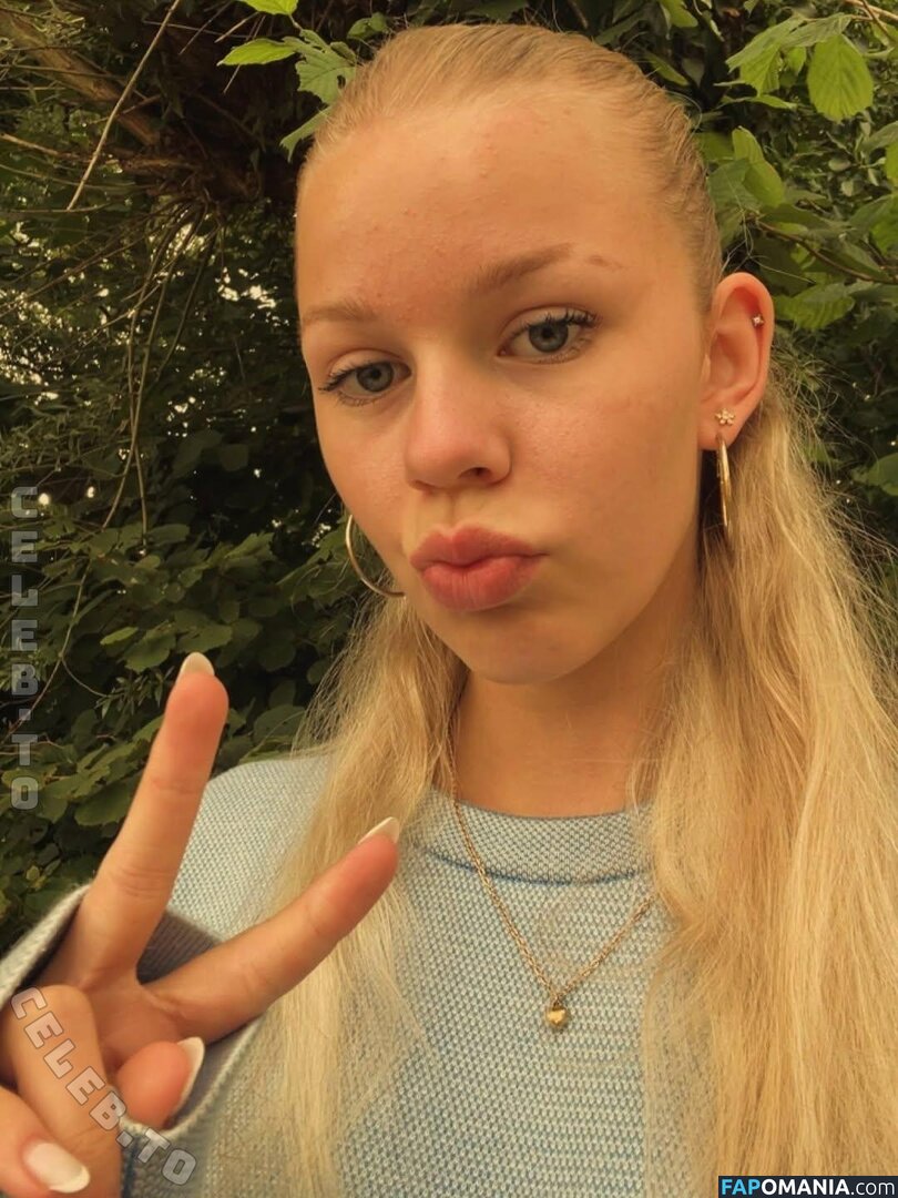 Cara_lb / Cara_lb1 / Cara_liebe Çıplak OnlyFans  Sızdırılmış Fotoğraf #5
