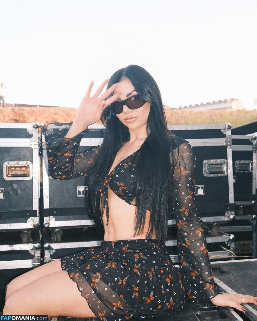 carlafariaadv Çıplak OnlyFans  Sızdırılmış Fotoğraf #1