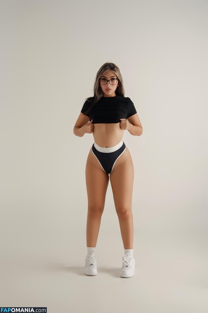 caro_martinezz / https: Çıplak OnlyFans  Sızdırılmış Fotoğraf #2