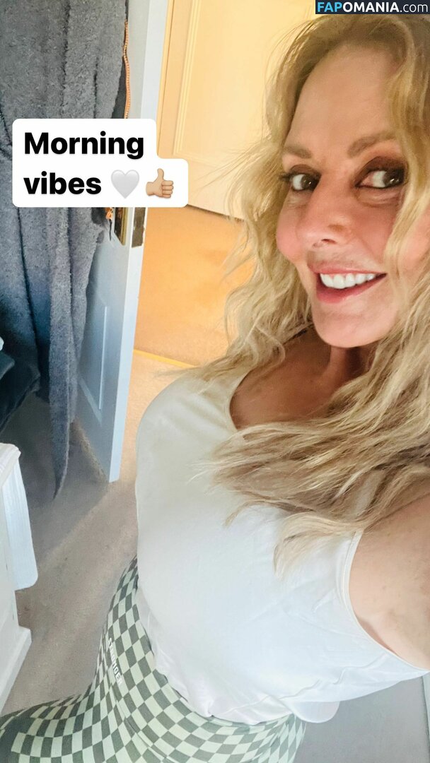 Carol Vorderman Çıplak OnlyFans  Sızdırılmış Fotoğraf #126
