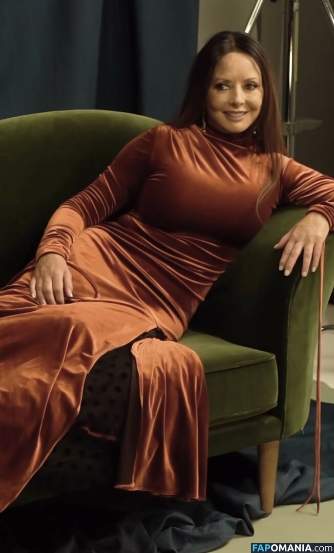 Carol Vorderman Çıplak OnlyFans  Sızdırılmış Fotoğraf #398
