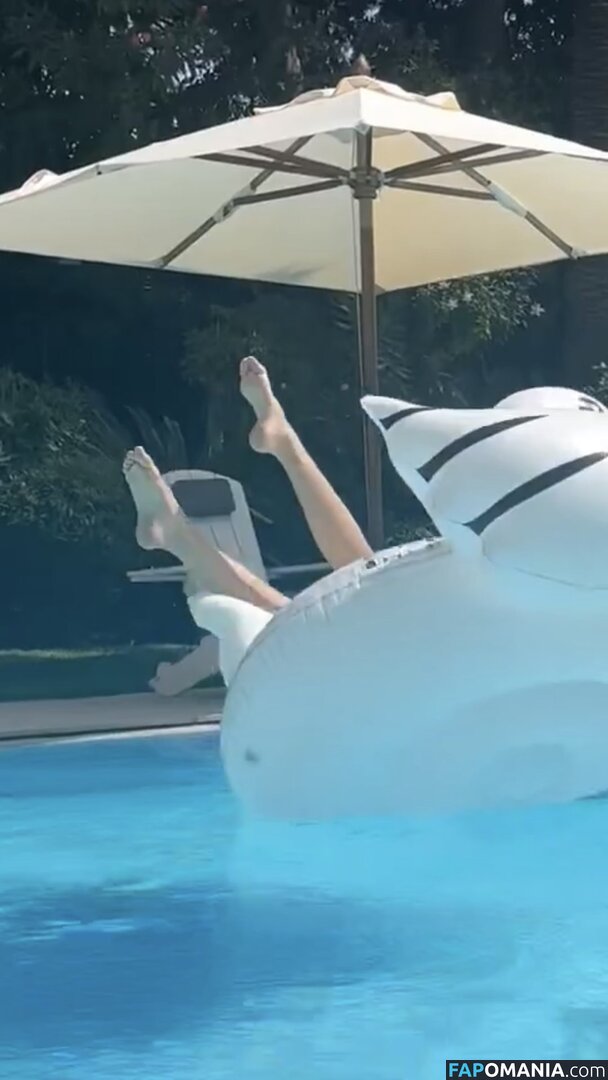 CarolinaBourbon Çıplak OnlyFans  Sızdırılmış Fotoğraf #2