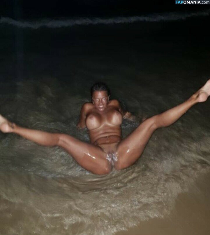 Caroline Öberg / carrooberg Çıplak OnlyFans  Sızdırılmış Fotoğraf #23