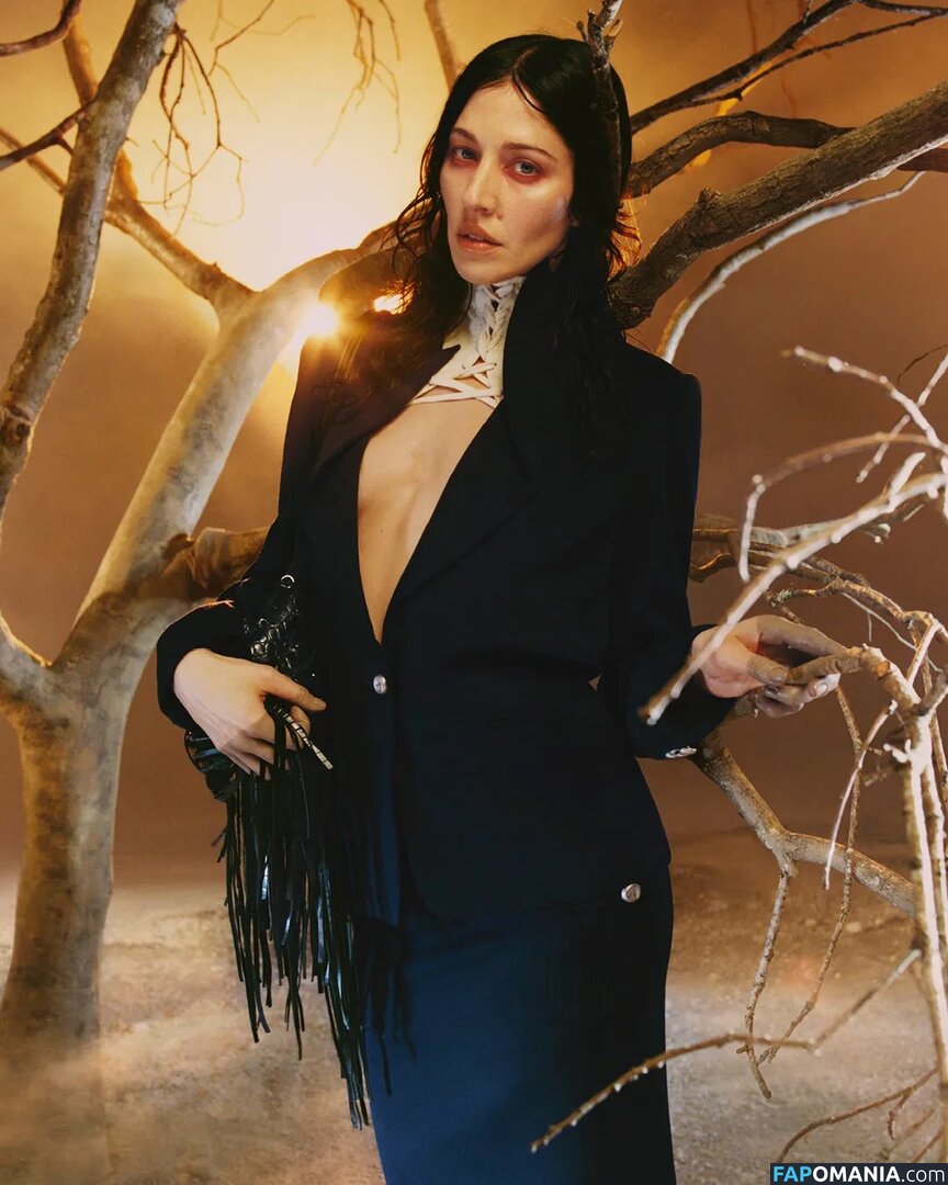 Caroline Polachek / carolineplz / fenisfun Çıplak OnlyFans  Sızdırılmış Fotoğraf #96