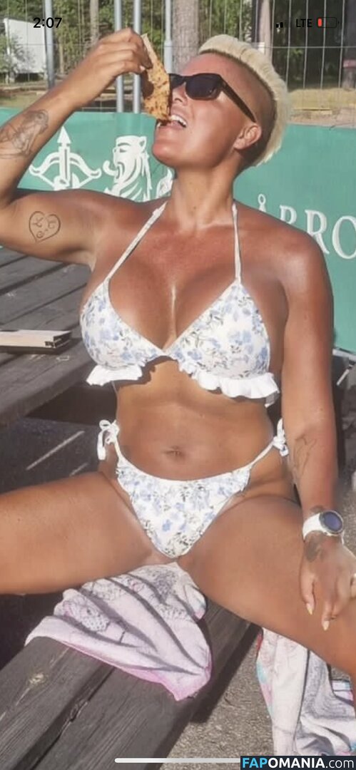 Carro Oberg / carrooberg Çıplak OnlyFans  Sızdırılmış Fotoğraf #2
