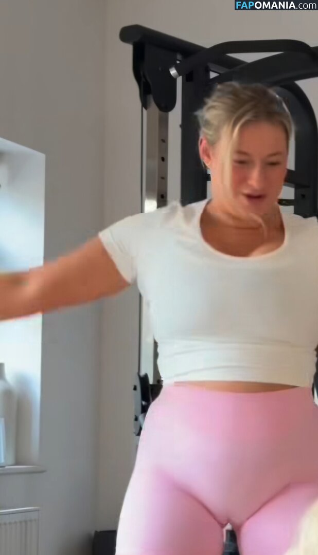 Carys Whittaker / busybeecarys / carys.whittaker Çıplak OnlyFans  Sızdırılmış Fotoğraf #32