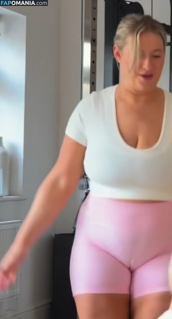 Carys Whittaker / busybeecarys / carys.whittaker Çıplak OnlyFans  Sızdırılmış Fotoğraf #35