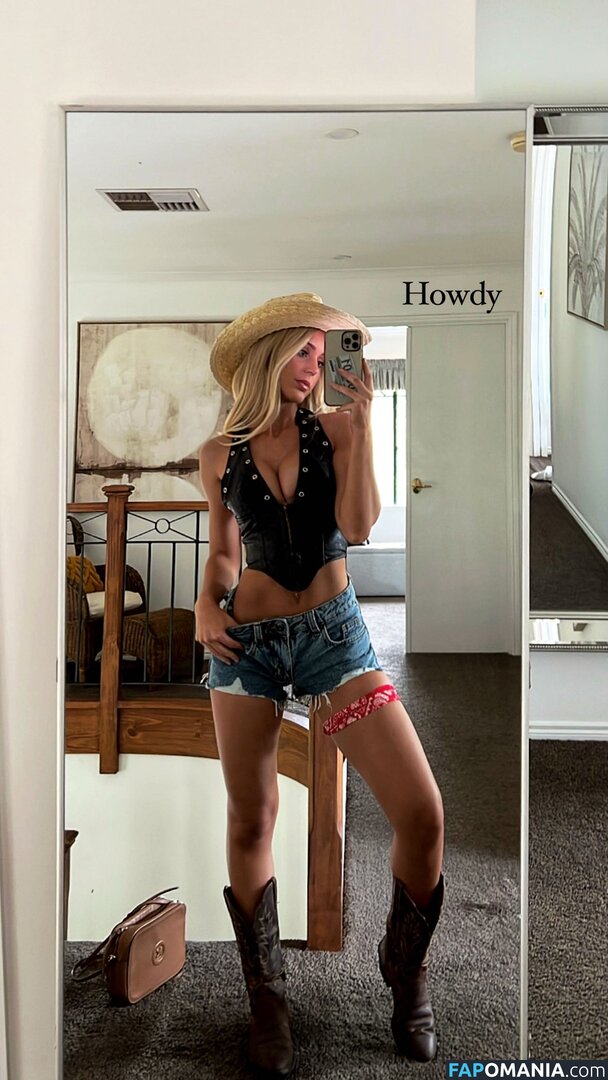 Cassie And Chloe Roberts Çıplak OnlyFans  Sızdırılmış Fotoğraf #1