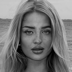 Cassy Cassau