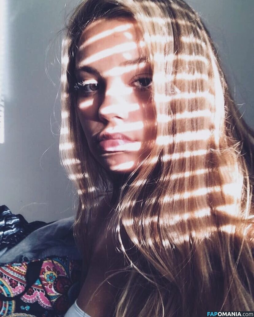 Catie Archambeau / catie.a Çıplak OnlyFans  Sızdırılmış Fotoğraf #12