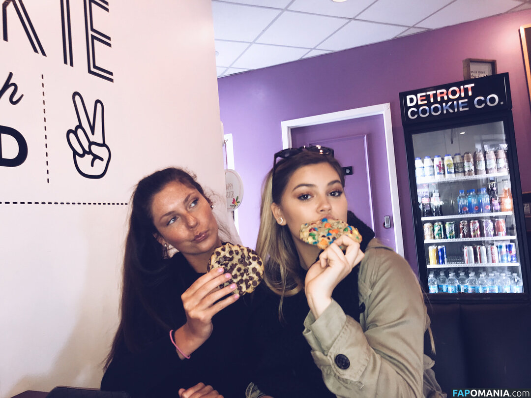 Catie Archambeau / catie.a Çıplak OnlyFans  Sızdırılmış Fotoğraf #17